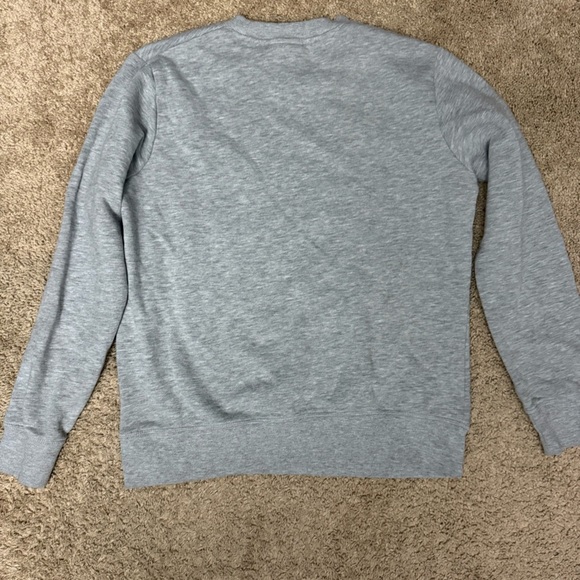 New Balance Women’s Light Grey Crewneck Sweater - Picture 4 of 4
